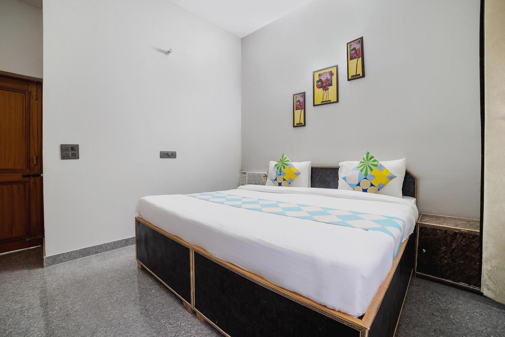 Hotel O Home Gautam Homestay Dehradun Eksteriør billede